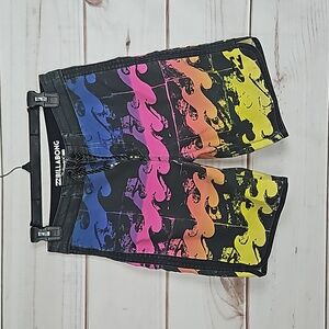Billabong Black Multicolor Waves Print Board Shorts - Waist 27